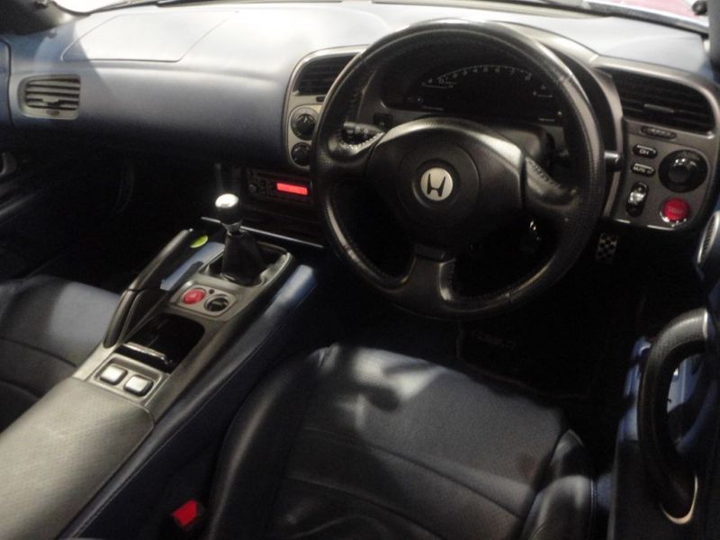 2003 Honda S2000 2.0 image 4