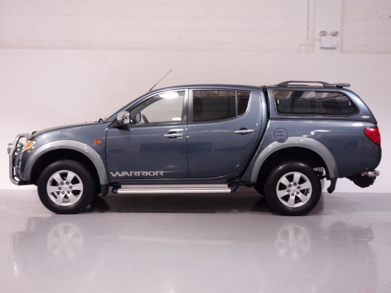 2006 Mitsubishi L200 2.5 image 2