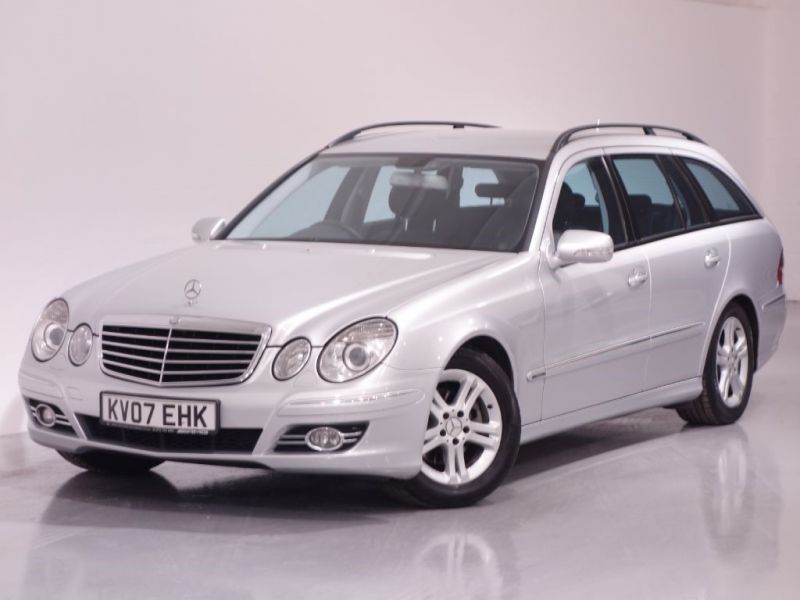 2007 Mercedes E Class E220 2.1 image 1