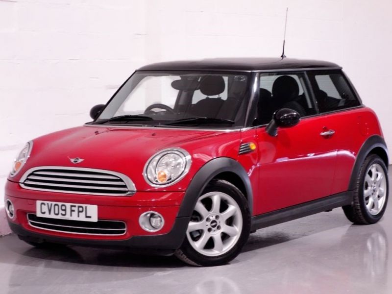 2009 MINI Hatch 1.6 image 1
