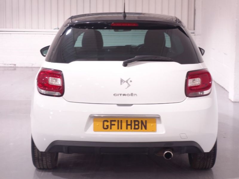 2011 Citroen DS3 1.6 image 3