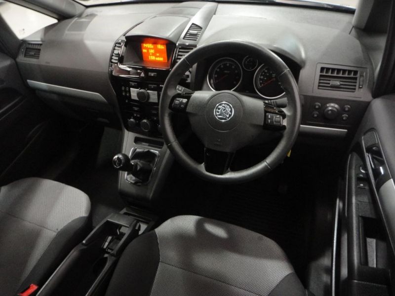 2011 Vauxhall Zafira 1.6 image 4