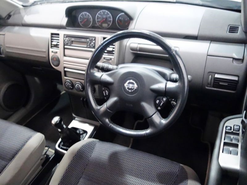 2006 Nissan X-Trail 2.2 image 4