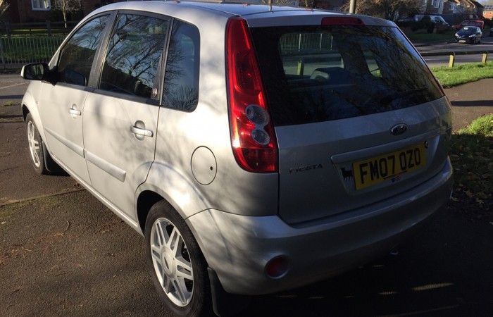 2007 Ford Fiesta 1.4 Ghia 5dr image 3