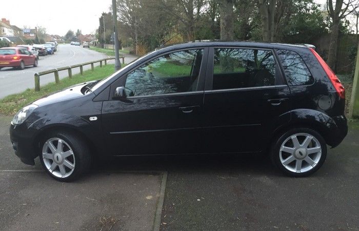 2008 Ford Fiesta 1.4 Zetec Blue 5dr image 2