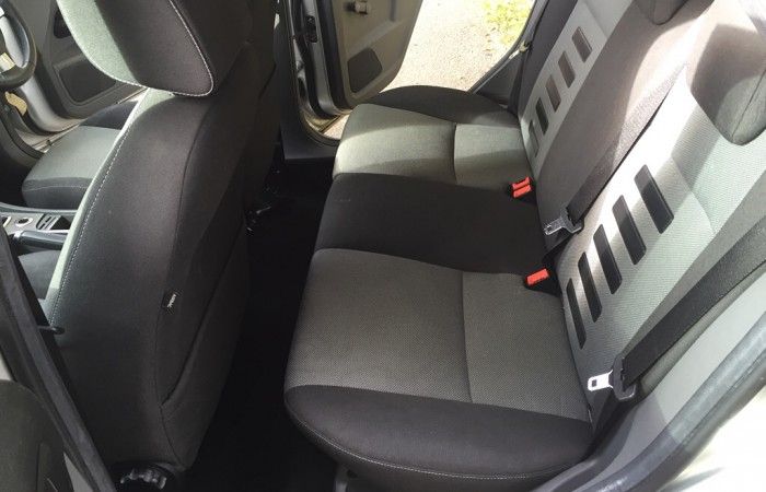 2009 Ford Focus 1.6 Zetec 5dr image 5