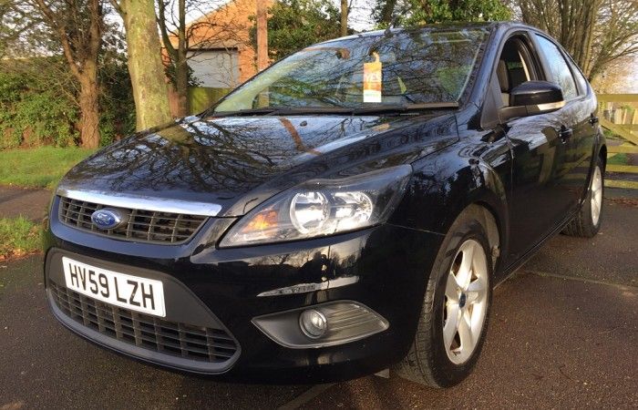 2009 Ford Focus 1.6 Zetec 5dr image 1
