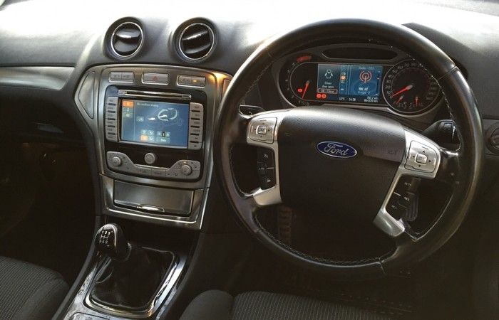 2009 Ford Mondeo 2.0 Titanium 5dr image 4