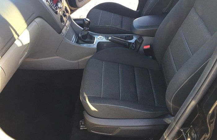 2010 Ford Focus 1.8 Titanium 5dr image 5