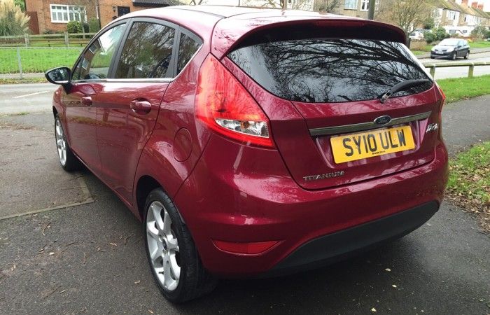 2010 Ford Fiesta 1.4 Titanium Individual 5dr image 3