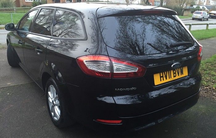 2011 Ford Mondeo 2.0 TDCi Zetec 5dr image 3