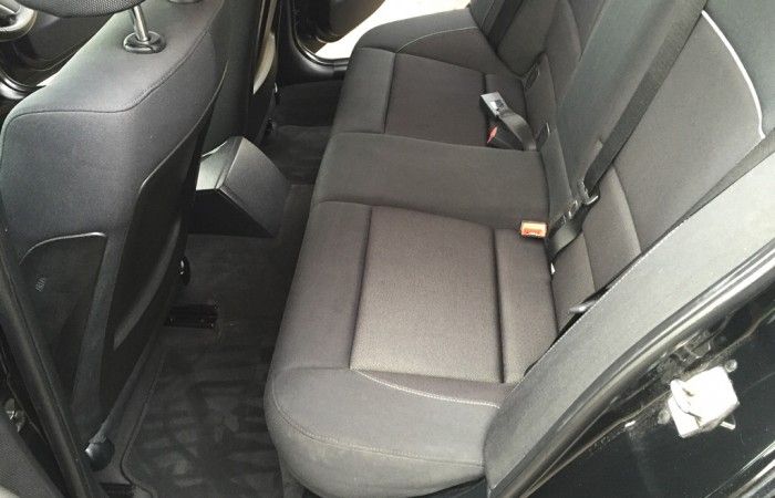 2010 BMW 1 Series 2.0 116i Sport 5dr image 5