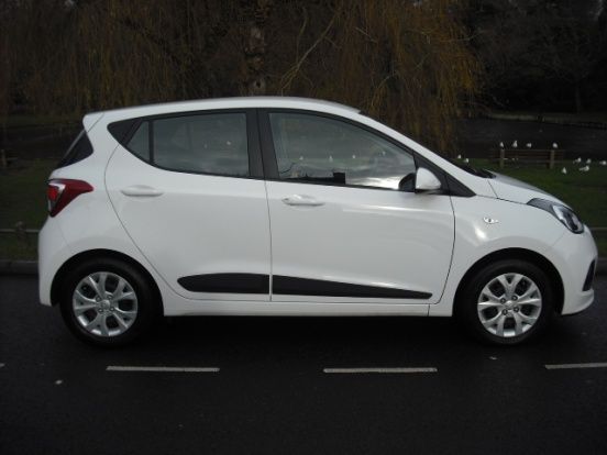 2014 Hyundai i10 SE AUTOMATIC image 2