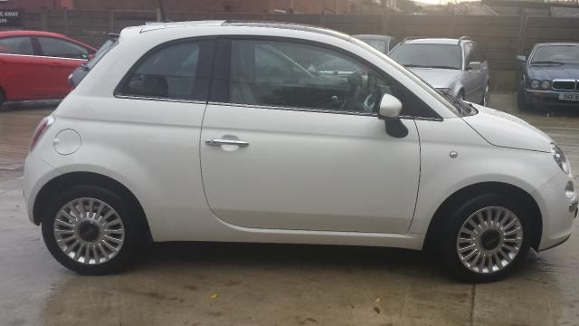 2012 FIAT 500 1.2 LOUNGE 3d image 2