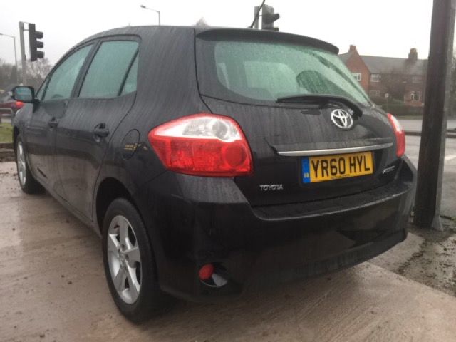 2010 TOYOTA AURIS 1.4 TR D-4D 5d image 2