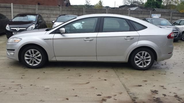 2011 FORD MONDEO 1.6 ZETEC TDCI 5d image 3