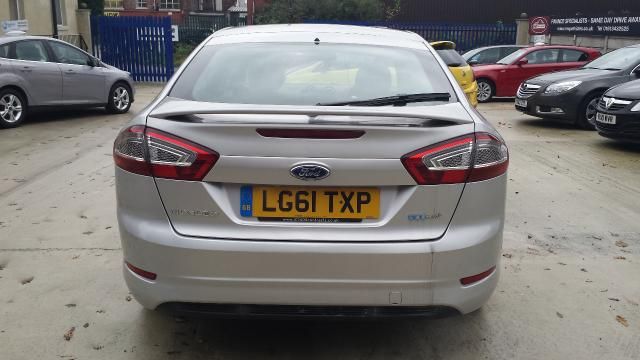 2011 FORD MONDEO 1.6 ZETEC TDCI 5d image 4