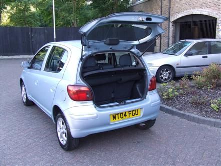 2004 TOYOTA YARIS 1.3 16V VVT-I image 3