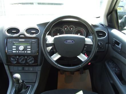 2005 FORD FOCUS 2.0TDCI GHIA image 5