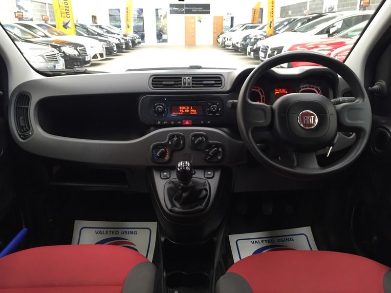 2012 Fiat Panda POP image 4