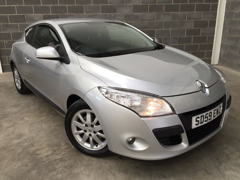 2009 Renault Megane Expression 1.6 VVT image 1