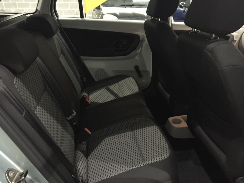 2010 Skoda Fabia SE 1.2 TSI 5dr image 5