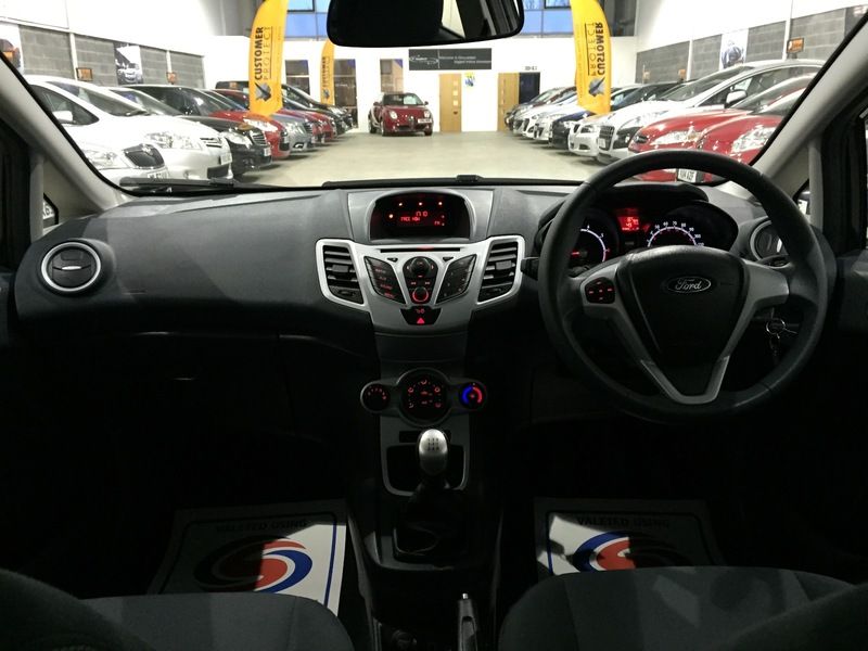 2012 Ford Fiesta 1.25 Edge 3dr image 4