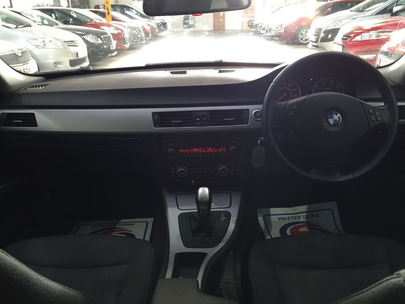 2008 BMW 3 SERIES 318i SE Touring image 4