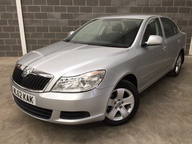 2012 Skoda Octavia SE 1.6 TDI CR image 2