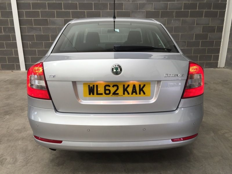 2012 Skoda Octavia SE 1.6 TDI CR image 3