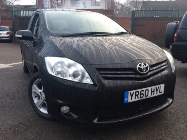 2010 TOYOTA AURIS 1.4 TR D-4D 5d image 1