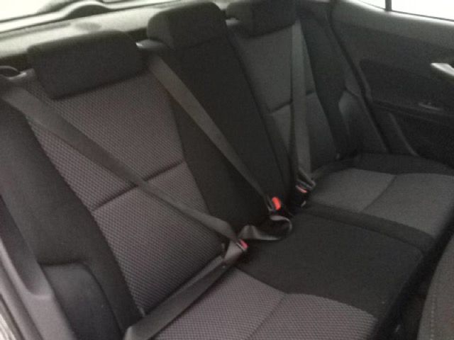 2010 TOYOTA AURIS 1.4 TR D-4D 5d image 5