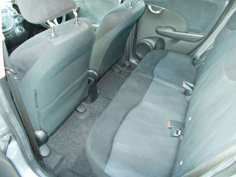 2010 HONDA JAZZ I-VTEC SI image 5