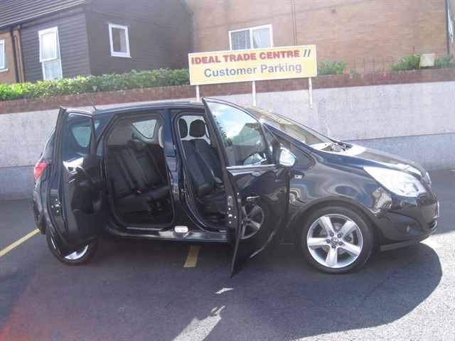 2014 Vauxhall Meriva TECH LINE image 3
