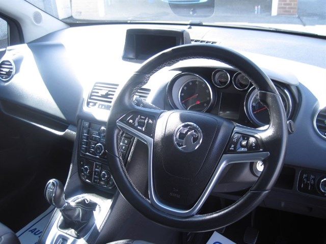 2014 Vauxhall Meriva TECH LINE image 4