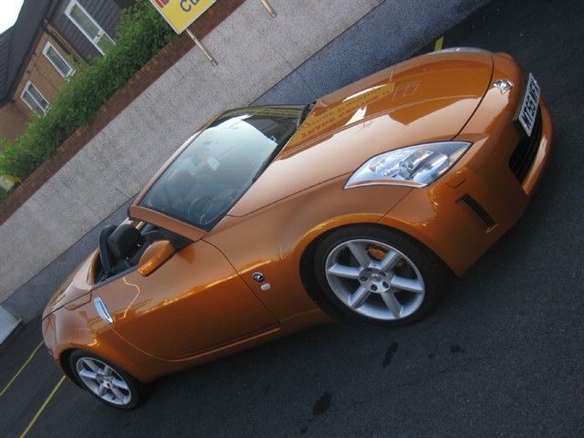 2005 Nissan 350 Z V6 ROADSTER image 3