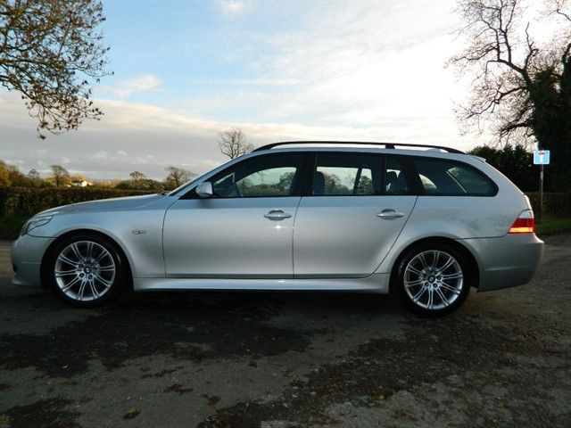 2005 BMW 5 Series 525d SPORT TOURING image 2