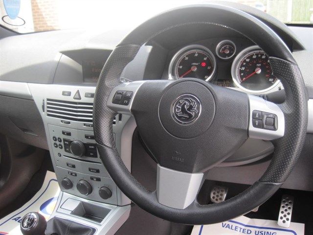 2007 Vauxhall Astra SRI CDTI image 4