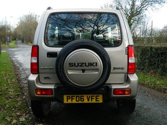 2006 Suzuki Jimny JLX image 3