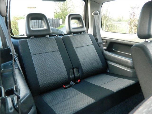 2006 Suzuki Jimny JLX image 5