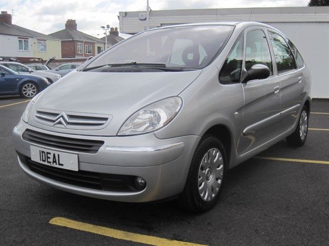 2006 Citroen Xsara Picasso DESIRE 16V image 2