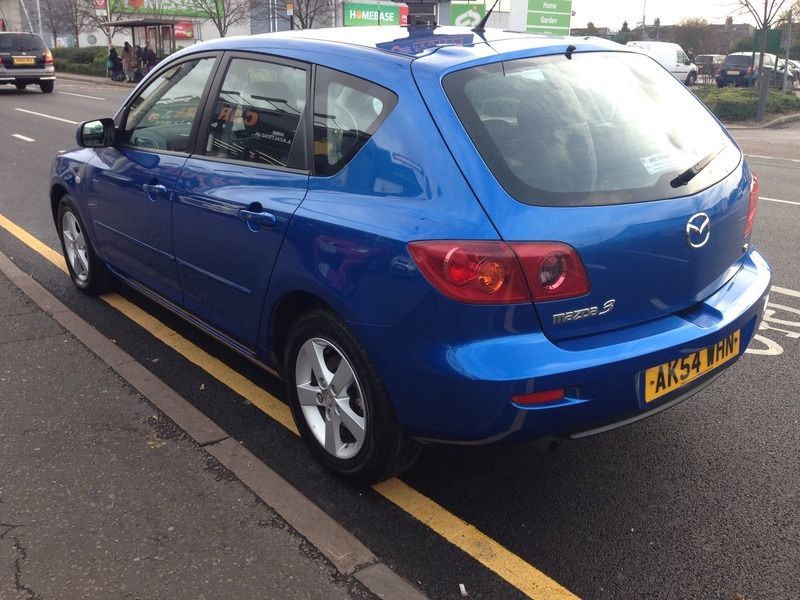 2004 Mazda 3 TS image 3