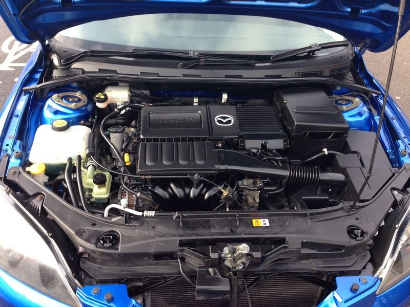 2004 Mazda 3 TS image 5