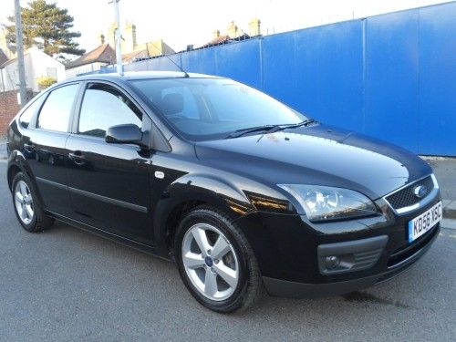 2007 Ford Focus 1.6 Zetec 5dr image 2