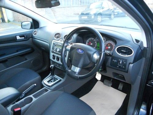 2007 Ford Focus 1.6 Zetec 5dr image 3