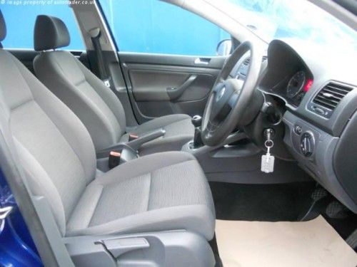 2006 Volkswagen Golf 1.6 S FSI 5dr image 3