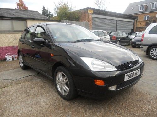 2001 Ford Focus 1.6 Zetec 5dr image 1