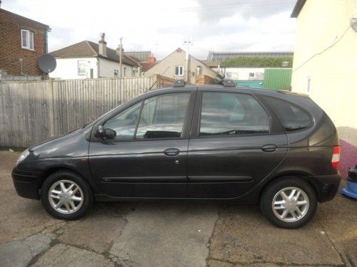 2002 Renault Megane Scenic 1.6 16V 5dr image 3