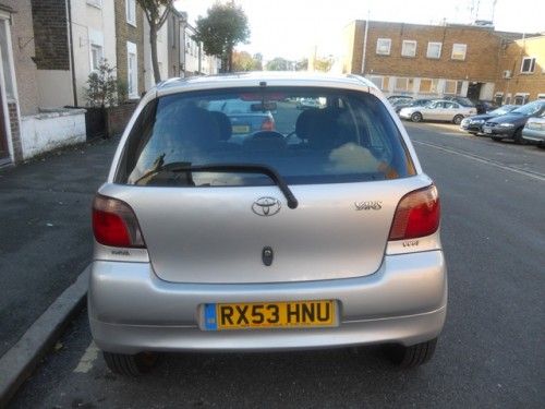 2003 Toyota Yaris 1.3 16v VVTi CDX 5dr image 3