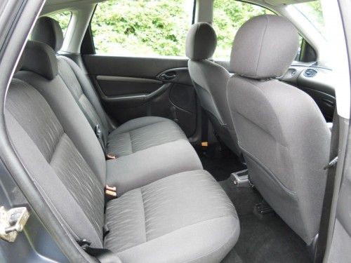 2003 Ford Focus 1.6 Zetec 5dr image 5
